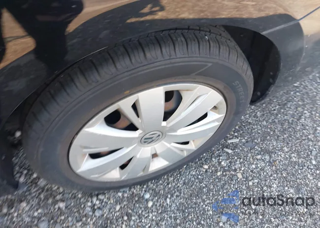 3VWD17AJ0EM393384: 42661590