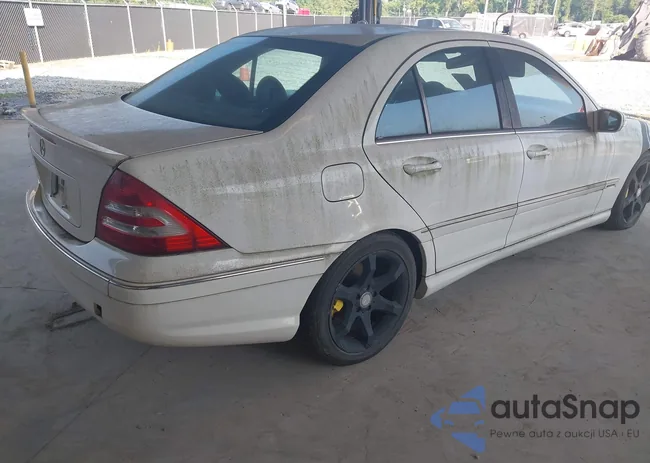 WDBRF52H27F893087: 42661678