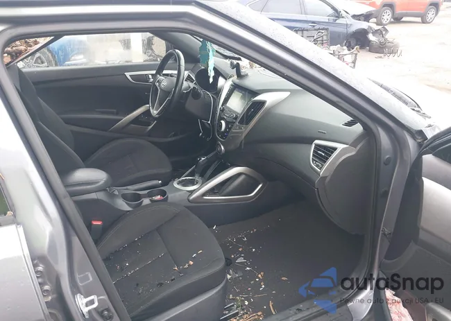 KMHTC6AD0HU323151: 42661721