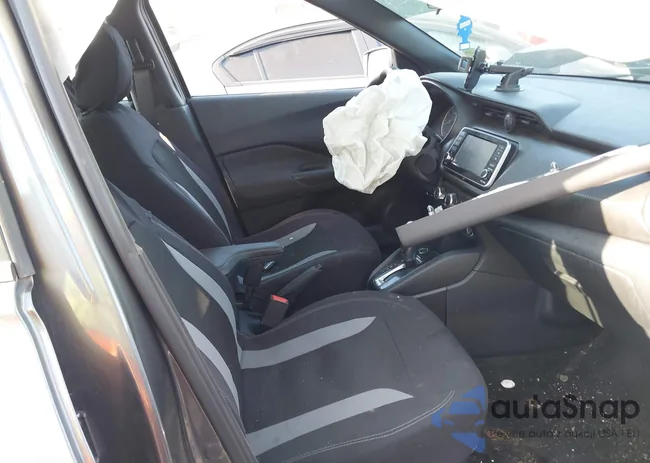 3N1CP5BV8LL557747: 42661870