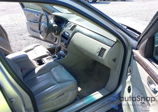 1G6KA5E60BU107094: 42661209