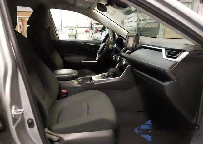 2T3LWRFV8MW113327: 42661307