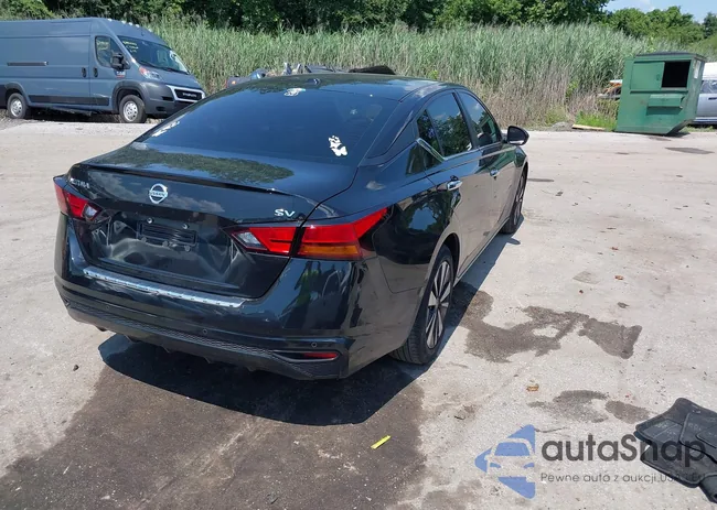 1N4BL4DV9NN330300: 42662426