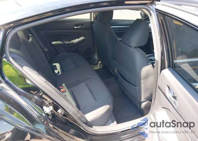 1N4BL4DV9NN330300: 42662426