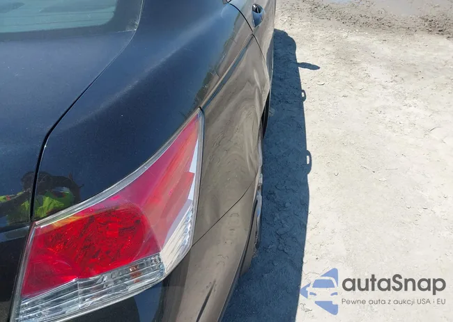 1HGCP2F85AA195236: 42662590