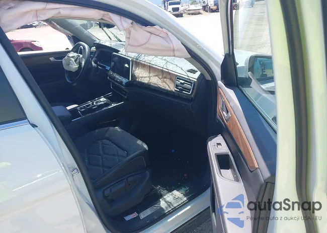 1V2KR2CA2RC587357: 42662640