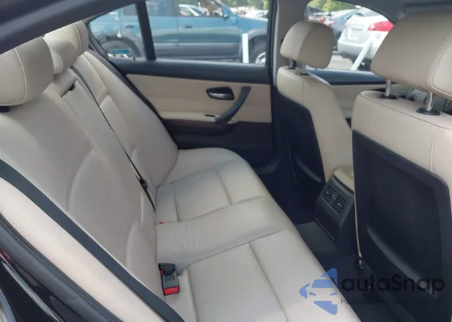 WBAPK5C57BF121795: 42663335