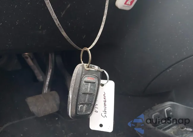 2C4RC1EG3LR142430: 42663341