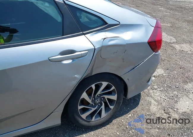 19XFC2F79GE240957: 42663343