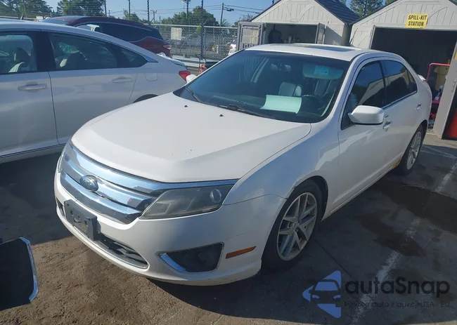 3FAHP0JA3AR209942: 42663370