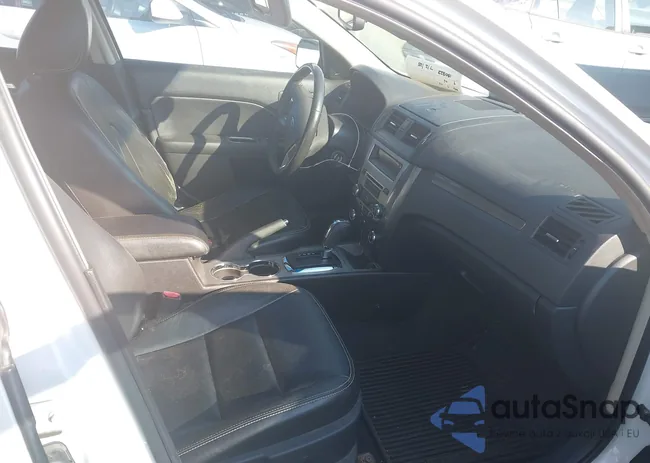 3FAHP0JA3AR209942: 42663370