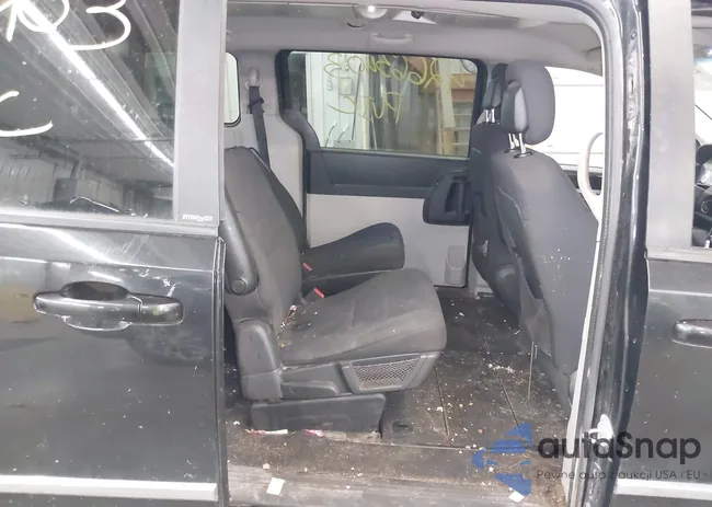 2D4RN6DX8AR379052: 42663403