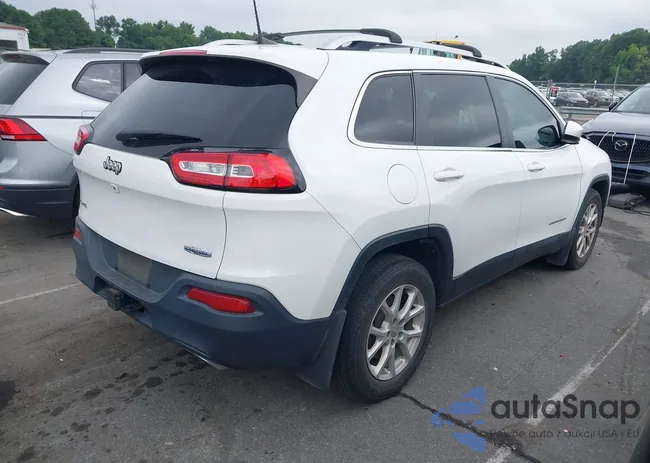 1C4PJMCS2HW583857: 42663553