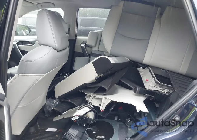 2T3A1RFV9SW511875: 42663701