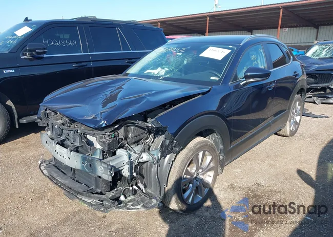 3MVDMBCM6PM527594: 42663711