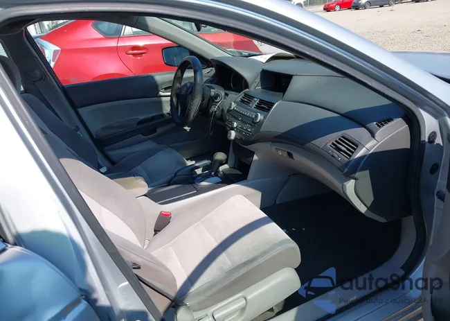 1HGCM56737A123686: 42663881