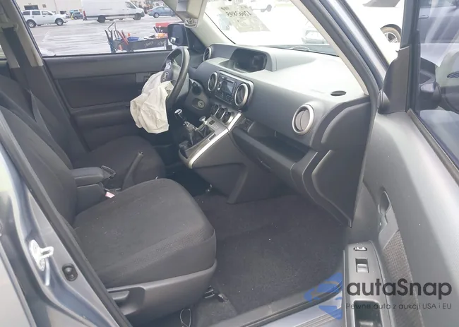 JTLKE50E491064444: 42663895