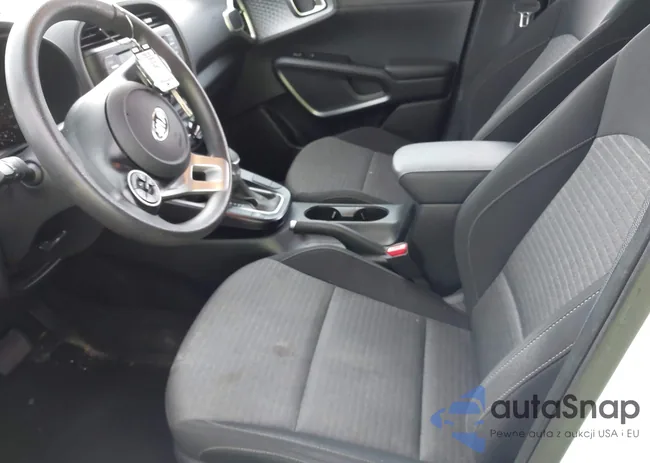 KNDJ23AU4L7061512: 42662999