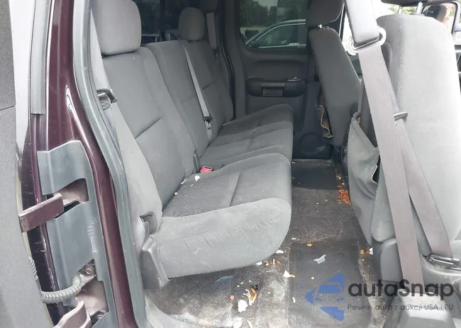 1GTHC29648E215313: 42663073