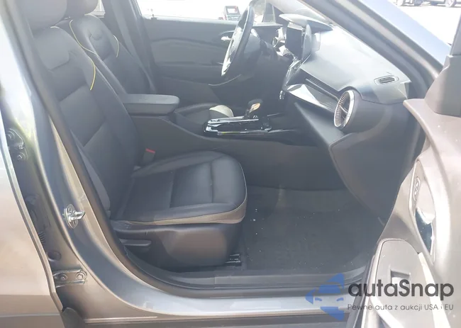 KL77LKE25RC196943: 42663107