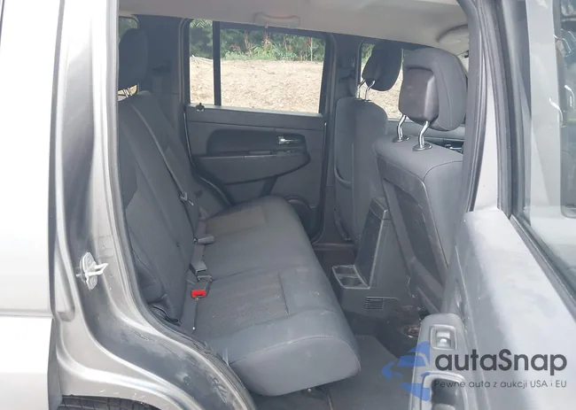 1C4PJMAK1CW161820: 42663180