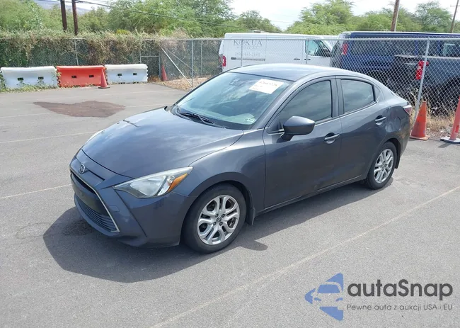 3MYDLBZV0GY119400: 42663228