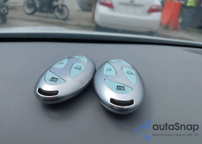 KMHM34AA0SA095756: 42663245