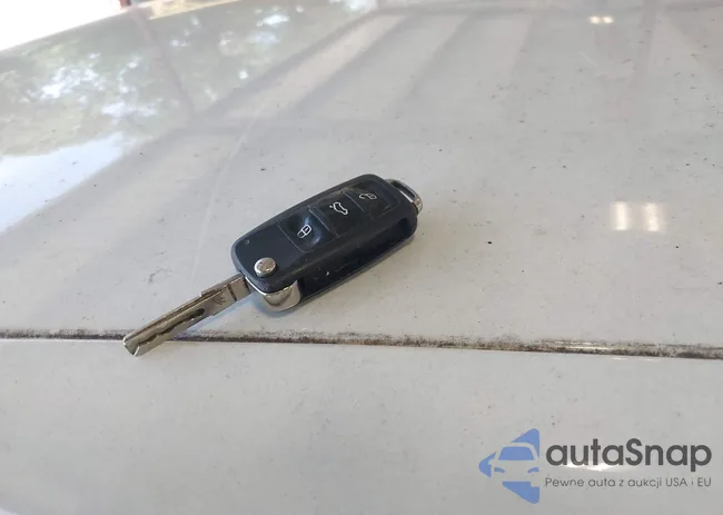 3VWDP7AJ9DM215602: 42663268