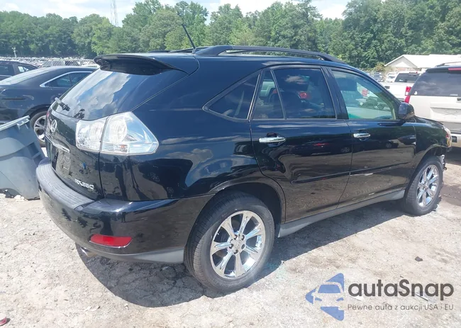 2T2GK31U58C028370: 42664487