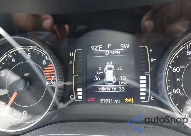 1C4PJLLB2MD235833: 42664591