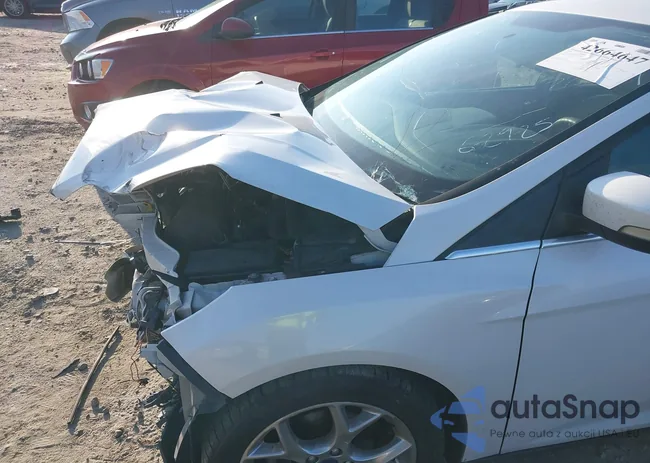 1FADP3J27EL221699: 42664647