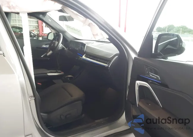 WBX73EF02P5W62026: 42664688