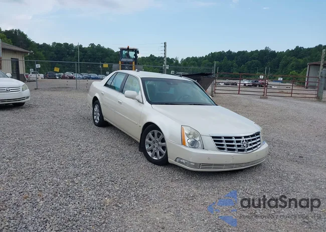 1G6KD57Y29U132966: 42664744