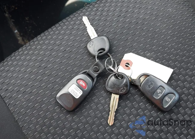 KMHCN3AC6BU194520: 42664778