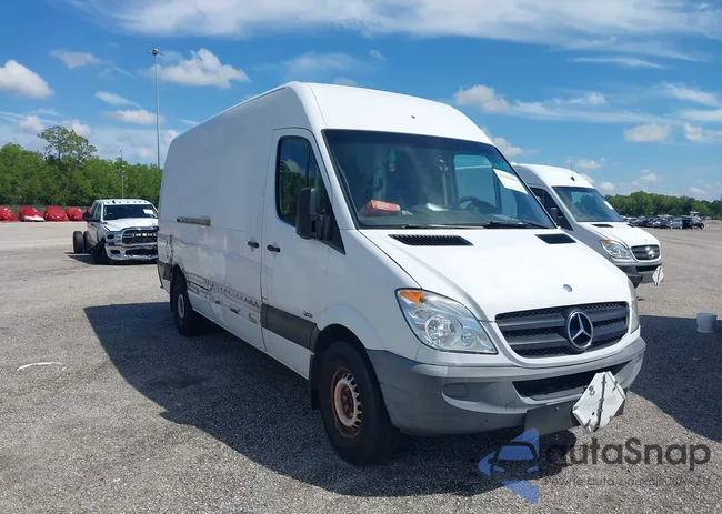 WD3PE8CB9C5688416: 42664804