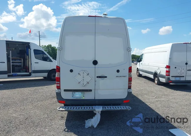 WD3PE8CB9C5688416: 42664804