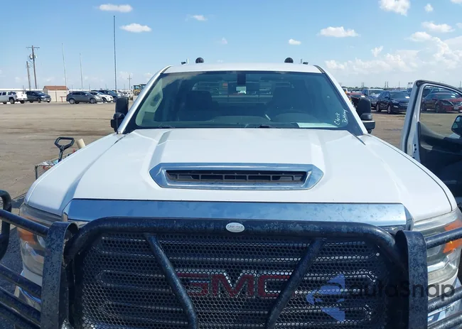 1GT12REY3JF168439: 42664841