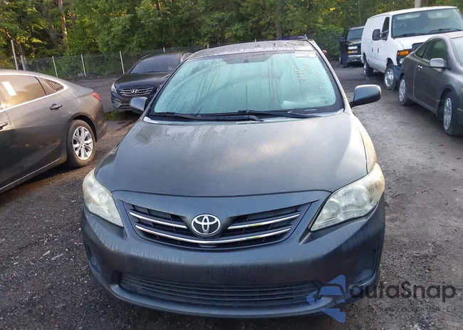 2T1BU4EE5DC957261: 42663922