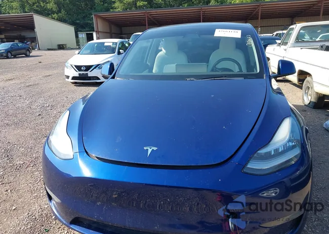 5YJYGDEE5LF046424: 42664110