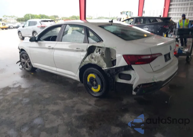 3VWEM7BU3RM028868: 42664295