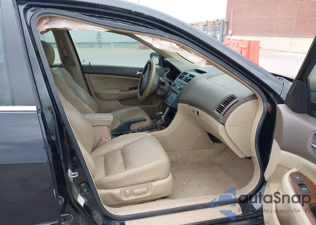 1HGCM66896A020110: 42665410