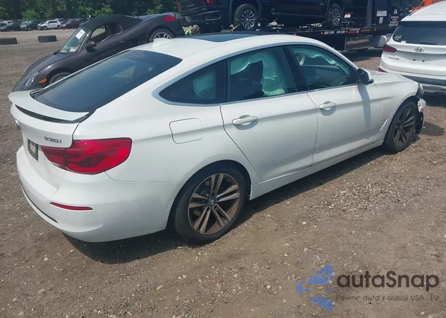 WBA8Z9C55KB220761: 42665106