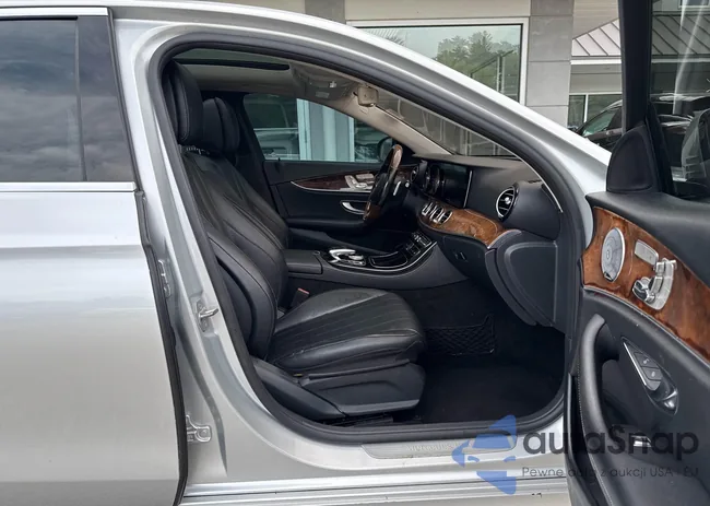 WDDZF4JB3HA096747: 42665129