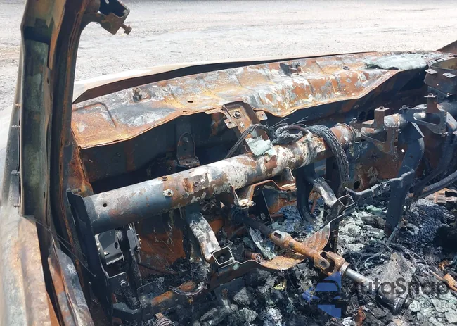 1N6BA07D18N352630: 42665194