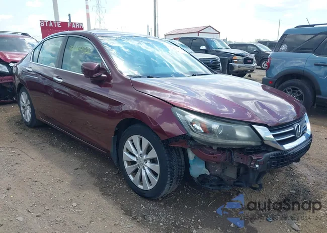 1HGCR2F82DA213643: 42666452