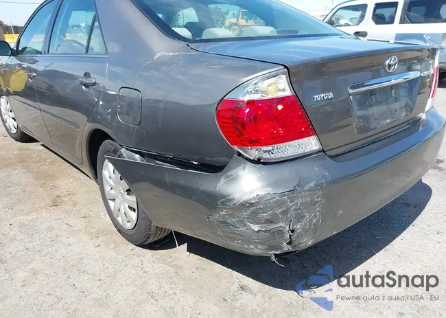 4T1BE32KX5U634972: 42666528