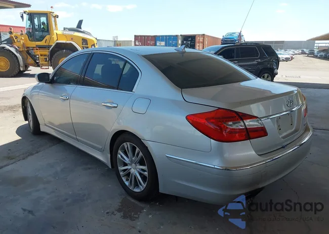 KMHGC4DD3CU180805: 42666141