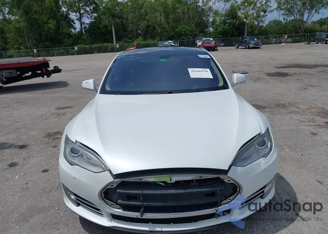 5YJSA1CN5DFP20940: 42666150