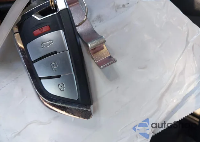 JM1GL1V59H1151392: 42666154