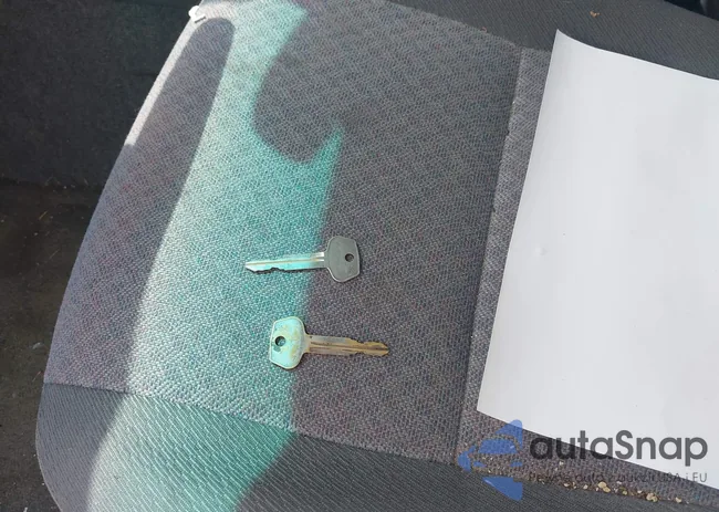 2CNBE18C136952611: 42666163